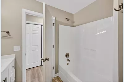 910 Barnwell Avenue NE, Aiken, SC 29801 - Photo 18