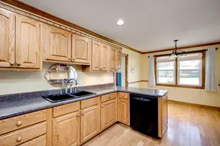 914 Bonnie Ln, Aiken, SC 29803 - Photo 4