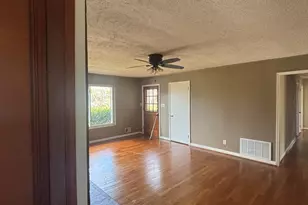 135 Lynwood Dr, Aiken, SC 29803 - Photo 6