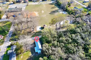 224 Alley St, Gloverville, SC 29828 - Photo 24