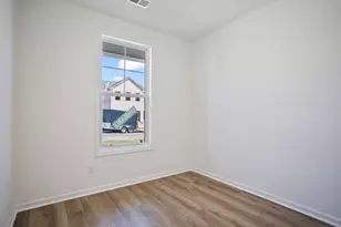 4736 Hartshorn Cir, Aiken, SC 29801 - Photo 6