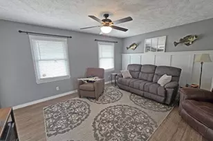 25 Hilltop Dr, Warrenville, SC 29851 - Photo 2