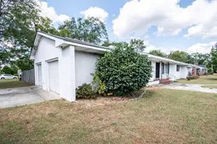 200 N Lawrence Ave, Swansea, SC 29160 - Photo 4