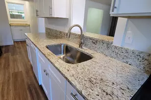 129 Virginia Ave, Barnwell, SC 29812 - Photo 6