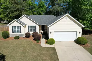 976 Watsonia Dr, Aiken, SC 29803 - Photo 2