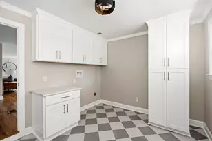 302 Barnard Ave SE, Aiken, SC 29801 - Photo 8