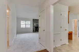 203 Dunovant Ct, Aiken, SC 29803 - Photo 6