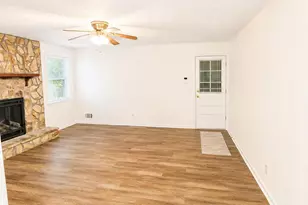 2015 Country Club Hills Dr, North Augusta, SC 29860 - Photo 16