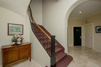 2068 Walton Way Drive #204, Augusta, GA 30904 - Photo 4
