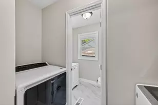 450 Williamsburg St NE, Aiken, SC 29801 - Photo 20