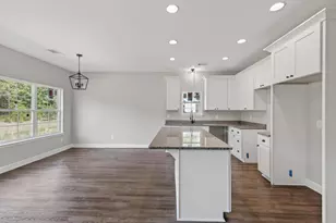 909 Fairway Dr, New Ellenton, SC 29809 - Photo 8