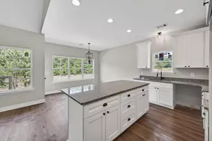 909 Fairway Dr, New Ellenton, SC 29809 - Photo 12