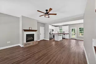 911 Fairway Dr, New Ellenton, SC 29809 - Photo 8