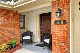 618 Clarendon Pl, Aiken, SC 29801 - Photo 2