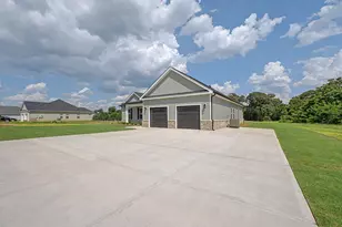 610 Jet Pass, Beech Island, SC 29842 - Photo 4