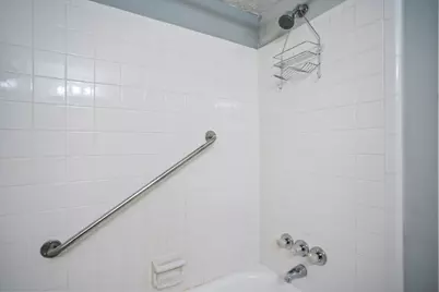 327 Laurens Street SW #Apt E9, Aiken, SC 29801 - Photo 14