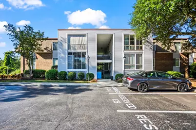 327 Laurens Street SW #Apt E9, Aiken, SC 29801 - Photo 1