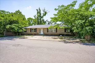 119 Crystal Lake Dr, North Augusta, SC 29841 - Photo 2