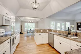 823 Lake Lanier Ct, North Augusta, SC 29841 - Photo 14