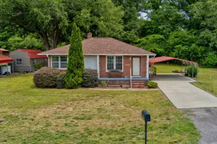 230 Sunnifield Dr, Williston, SC 29853 - Photo 2