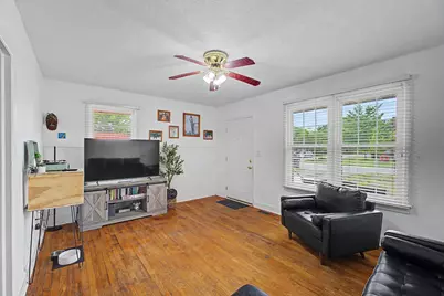 230 Sunnifield Drive, Williston, SC 29853 - Photo 8