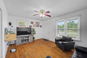 230 Sunnifield Dr, Williston, SC 29853 - Photo 8