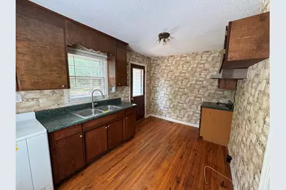 103 Furman Avenue, Greenwood, SC 29649 - Photo 6