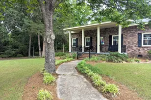205 W Wheeler Cir, Saluda, SC 29138 - Photo 1