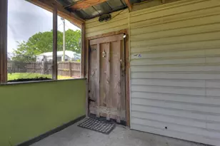 261 Myrtle St, Gloverville, SC 29828 - Photo 32