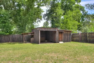 261 Myrtle St, Gloverville, SC 29828 - Photo 32