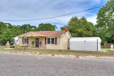 261 Myrtle Street, Gloverville, SC 29828 - Photo 2