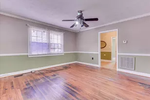 261 Myrtle St, Gloverville, SC 29828 - Photo 10