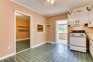 261 Myrtle St, Gloverville, SC 29828 - Photo 12