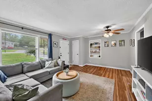 411 Forest Cir, New Ellenton, SC 29809 - Photo 6