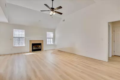 909 Watsonia Drive, Aiken, SC 29803 - Photo 2