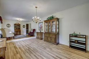 127 Green Dr, Williston, SC 29853 - Photo 6