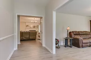 121 Sessions Dr, Aiken, SC 29803 - Photo 2