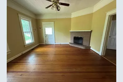 1304 McCormick Highway, Greenwood, SC 29646 - Photo 12