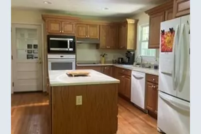 221 Gregg Avenue NW, Aiken, SC 29801 - Photo 8