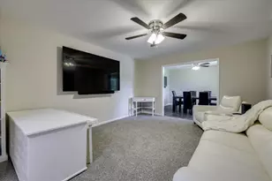 913 Dunbarton Dr, North Augusta, SC 29841 - Photo 10