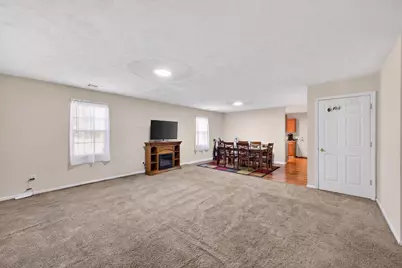634 Chesterfield Street N, Aiken, SC 29801 - Photo 6