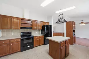 685 Centerwood Rd, Williston, SC 29853 - Photo 14