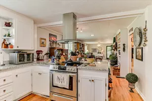510 Bauskett St, Edgefield, SC 29824 - Photo 14