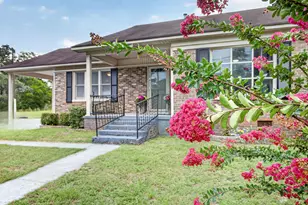 504 Hickory Ave E, New Ellenton, SC 29809 - Photo 4