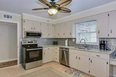 324 Laurens Street SW #B, Aiken, SC 29801 - Photo 10
