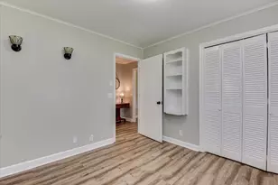 217 Holmes St, Edgefield, SC 29824 - Photo 44
