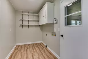 217 Holmes St, Edgefield, SC 29824 - Photo 22