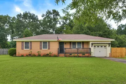 217 Holmes Street, Edgefield, SC 29824 - Photo 1
