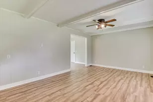 217 Holmes St, Edgefield, SC 29824 - Photo 16
