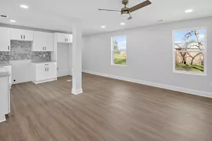224 Alley St, Gloverville, SC 29828 - Photo 4
